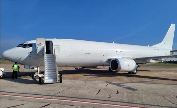 Boeing 737 737-400SF
