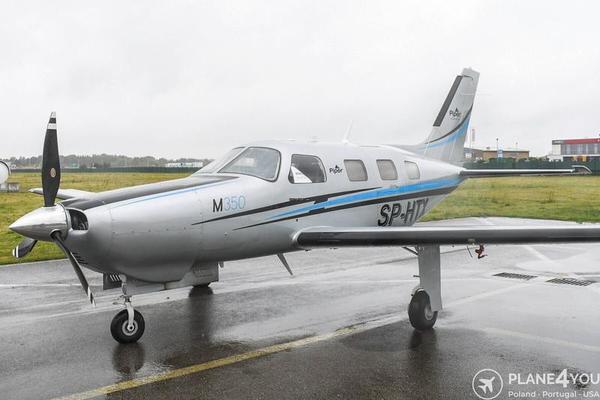 Piper PA-46