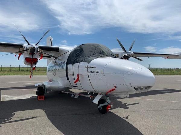 LET L-410