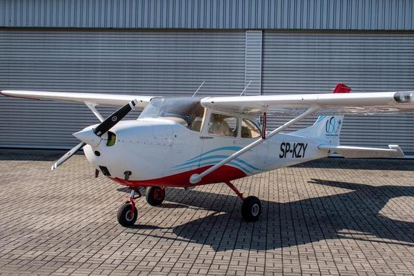 Reims F172