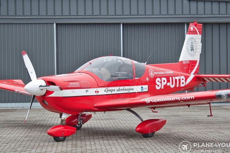 Zlin Z 242