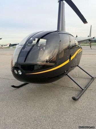 Robinson R44