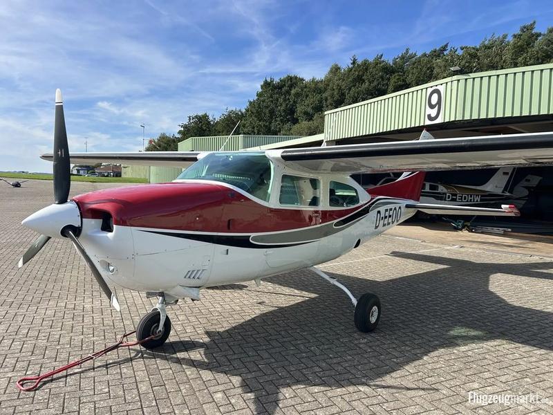 Cessna 210M Centurion