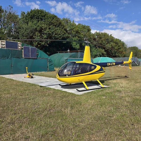 Robinson R44