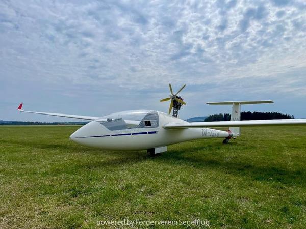 Schempp-Hirth Ventus 18m