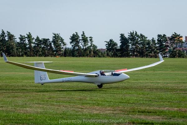 Schempp-Hirth Ventus-2 2a (x)