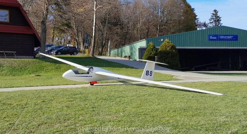 Schempp-Hirth Standard Cirrus