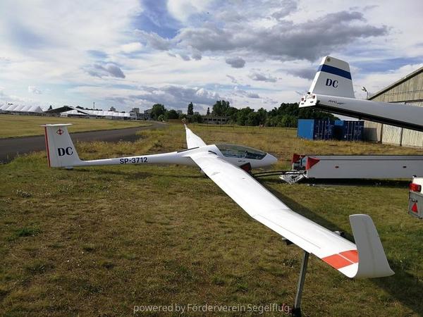 UAB Sportine aviacija LAK-19 Standard