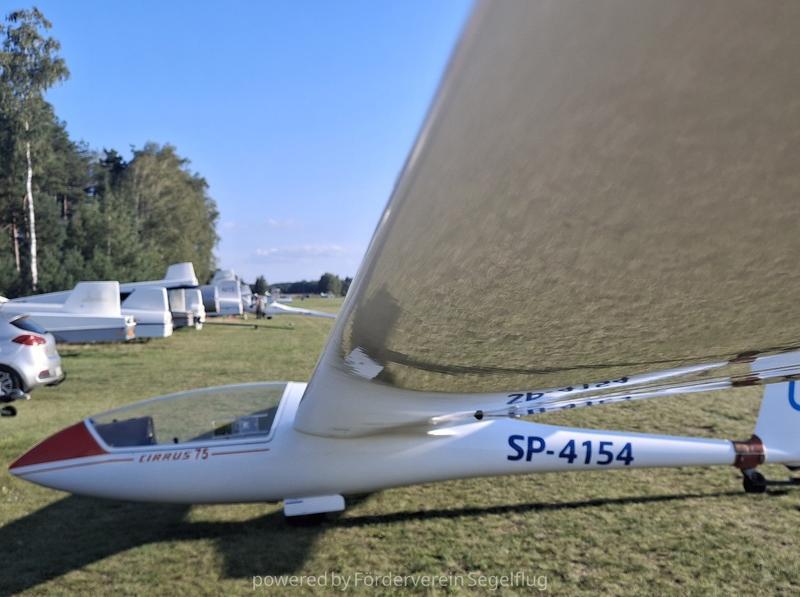 Schempp-Hirth Cirrus