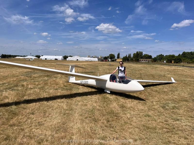 Schempp-Hirth Standard Cirrus Standard