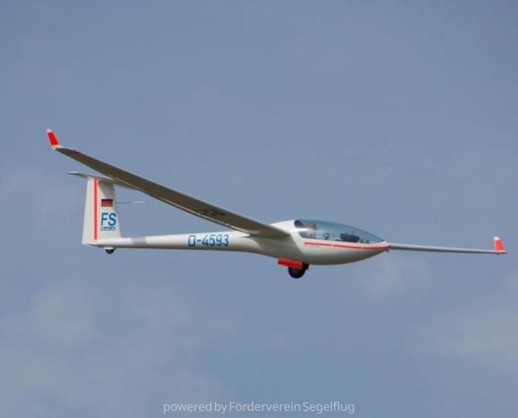 DG DG-300 Club