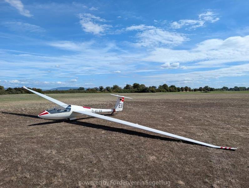 Schempp-Hirth Ventus 15m, 17,60m