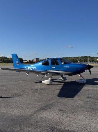 Cirrus SR22