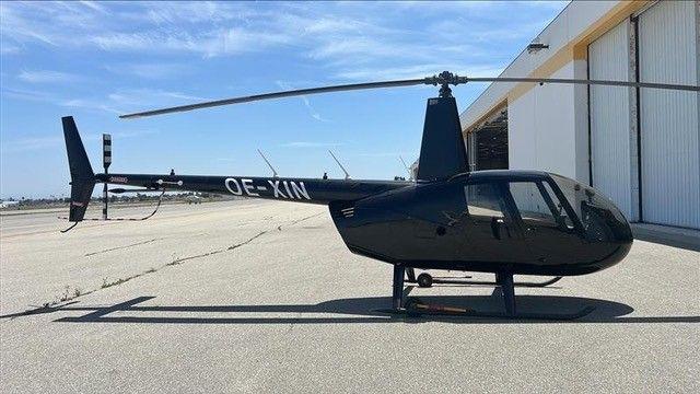 Robinson R44