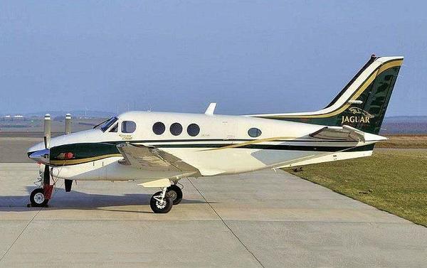 Beechcraft C90