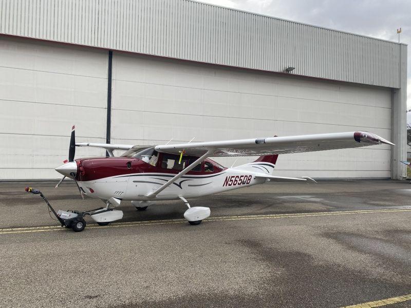 Cessna 206 T206H