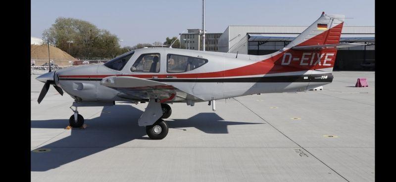 Rockwell International Commander 114