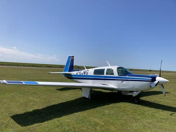 Mooney M20