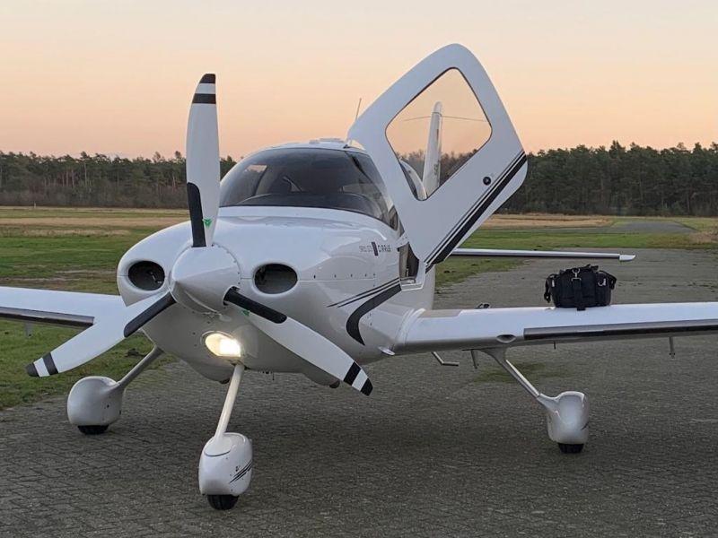 Cirrus SR22 G2 GTS