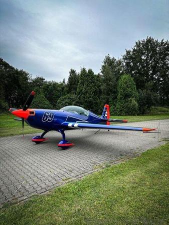 Extra 330LT