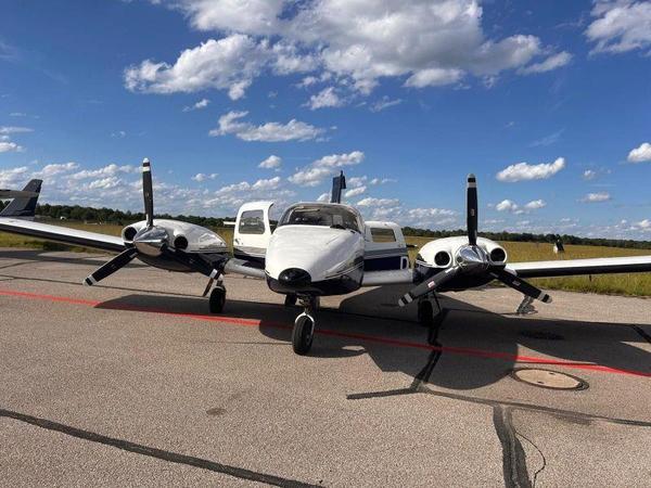 Piper PA-34 PA-34-220T Seneca IV