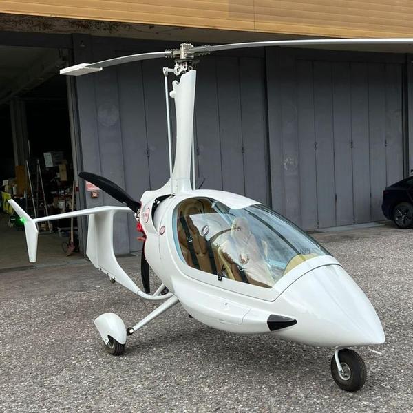 ELA Aviación ELA 10