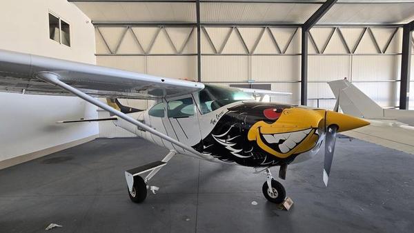 Cessna 182