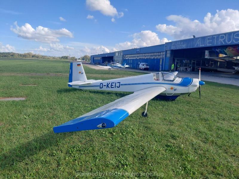 Scheibe SF 25 Falke