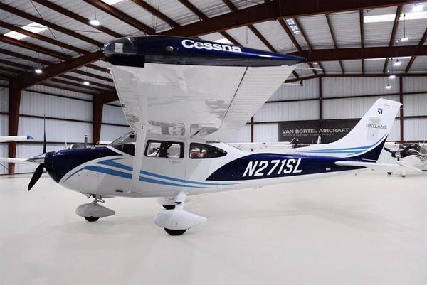 Cessna 182
