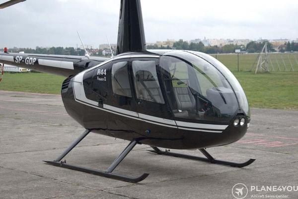 Robinson R44