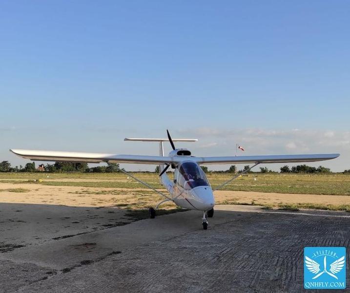 MAGNAGHI AERONAUTICA SKYARROW 450