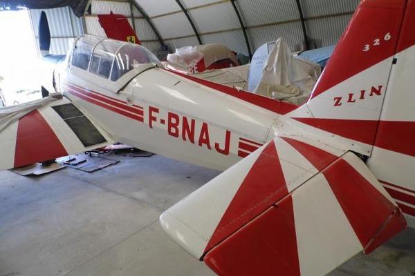 Zlin 326