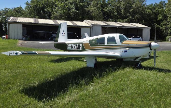 Mooney M20