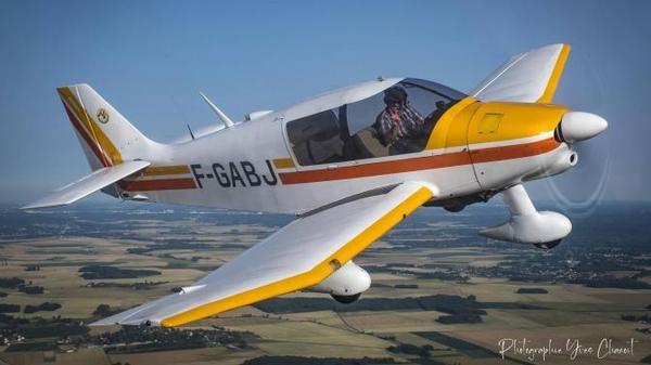 Robin DR400