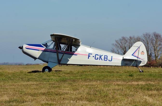 Piper PA-12