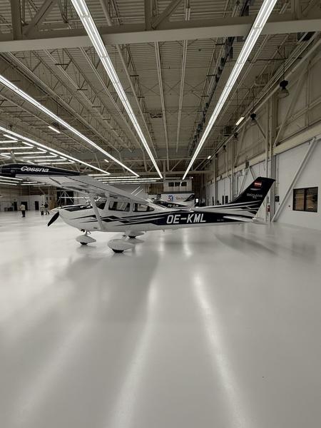 Cessna T182