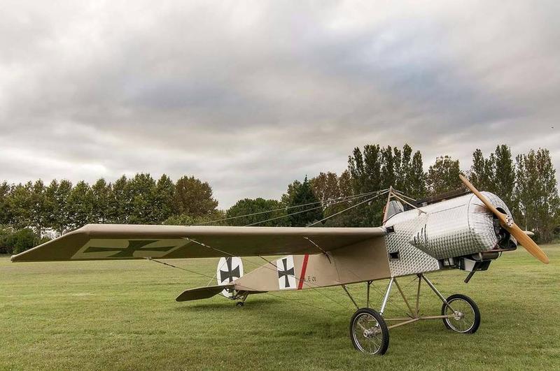 Fokker E.III replica