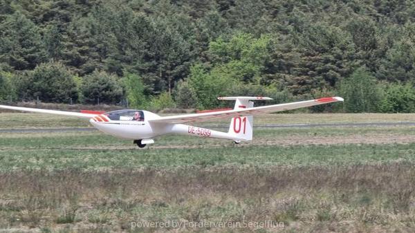 Eiri-Avion PIK-20D 15m, Club