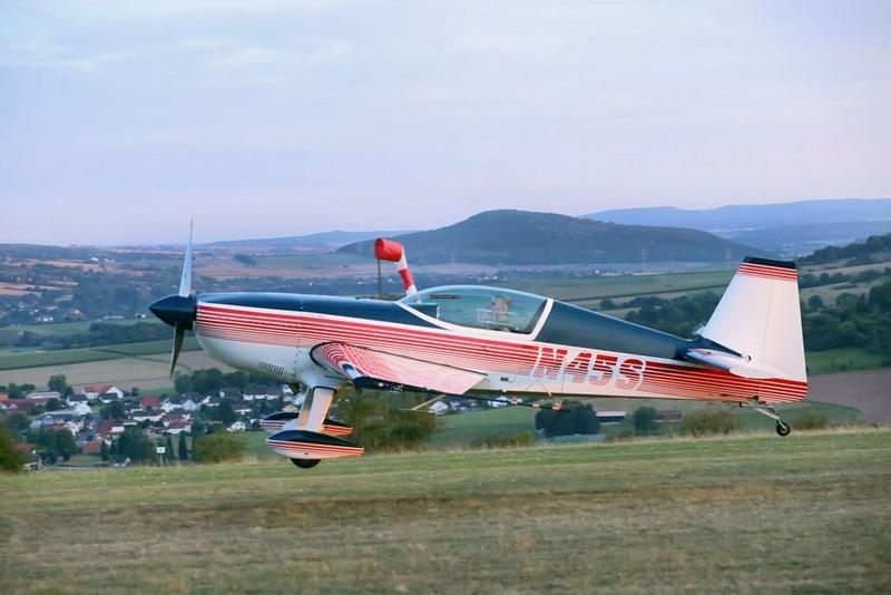 Extra 300S
