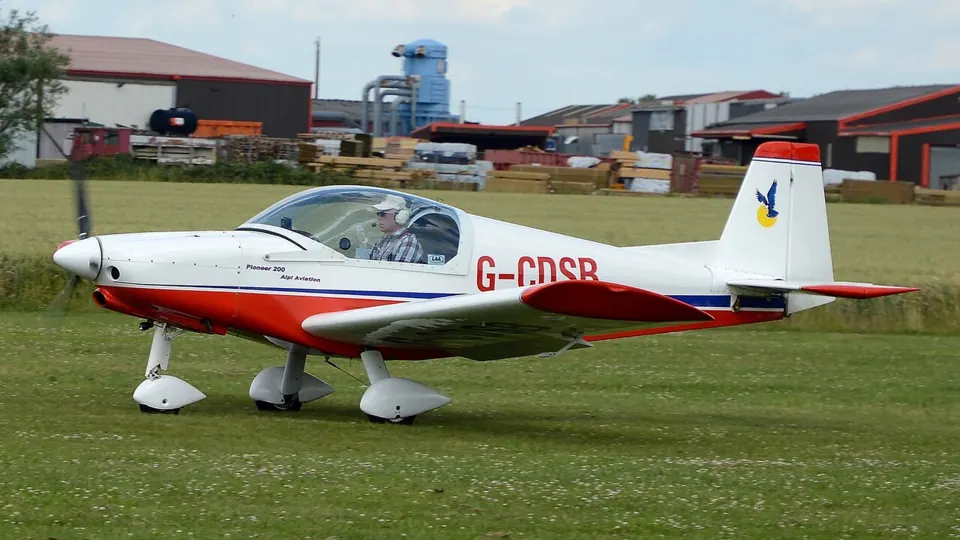 Alpi Pioneer 200