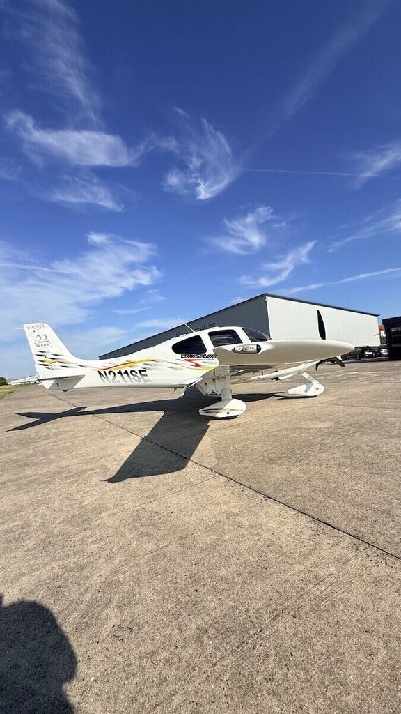 Cirrus SR22, fotografía 8 de 14