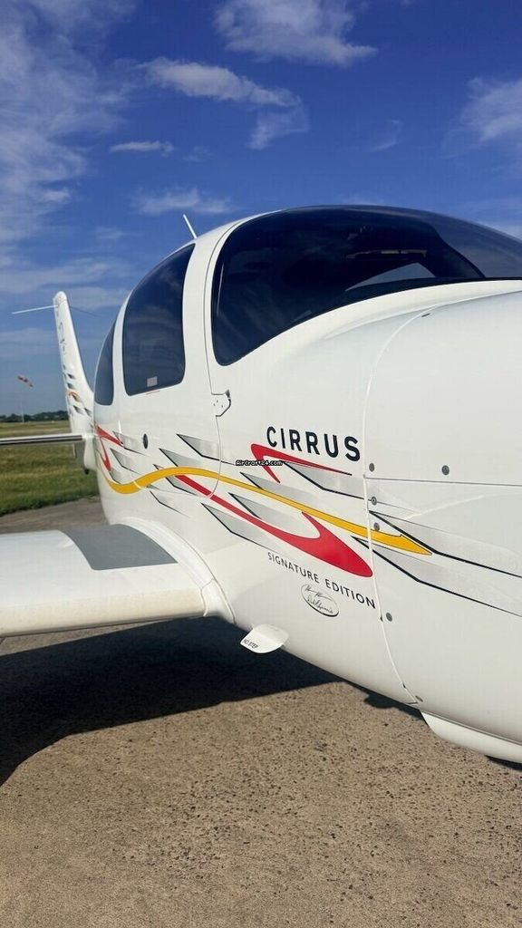 Cirrus SR22, fotografía 9 de 14