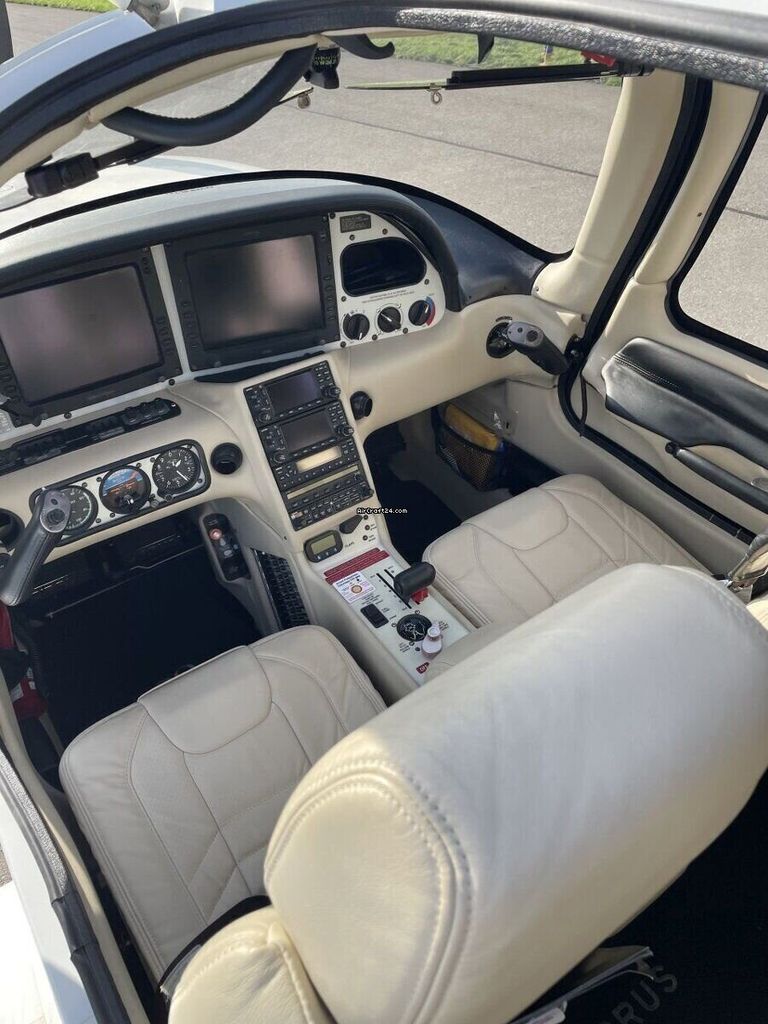 Cirrus SR20, fotografía 5 de 7