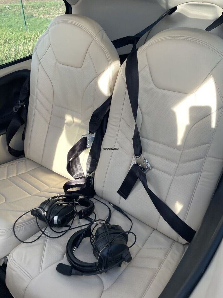 Cirrus SR20, fotografía 6 de 7
