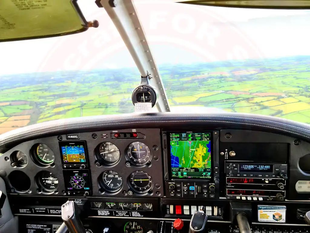 Piper PA-28, fotografía 3 de 4