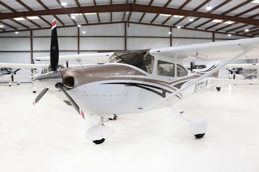 Cessna T182, fotografía 2 de 6