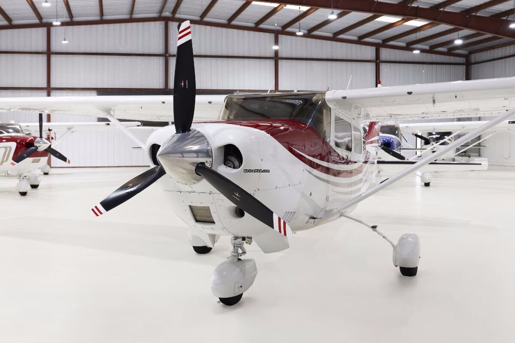 Cessna 400, fotografía 2 de 6