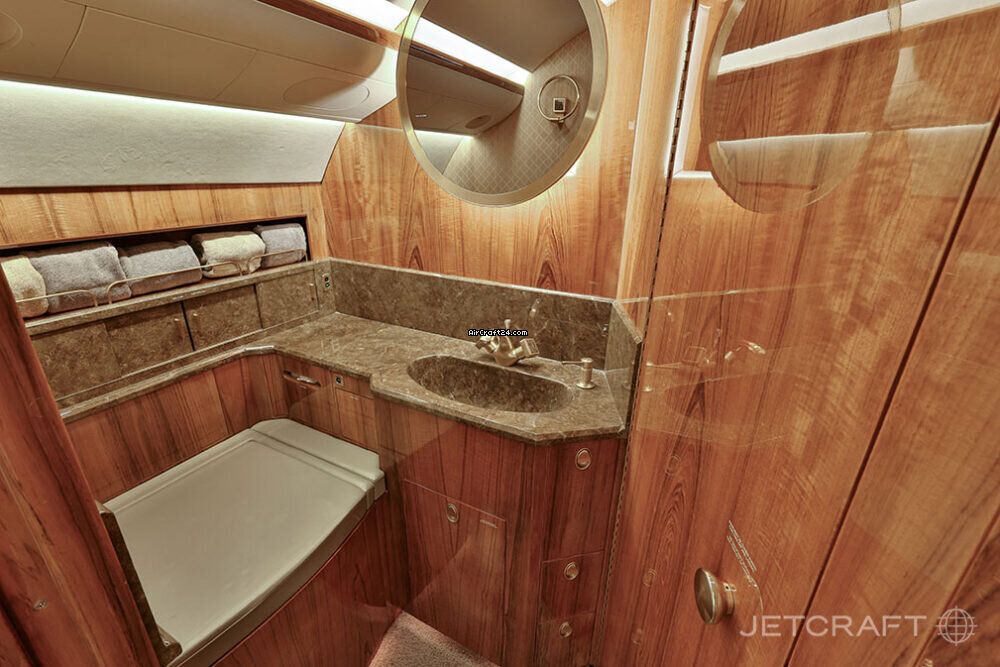 Bombardier 604 Challenger, fotografía 15 de 20
