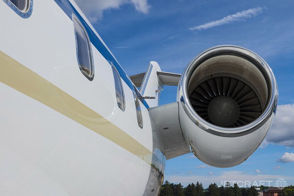 Bombardier 604 Challenger, fotografía 18 de 20