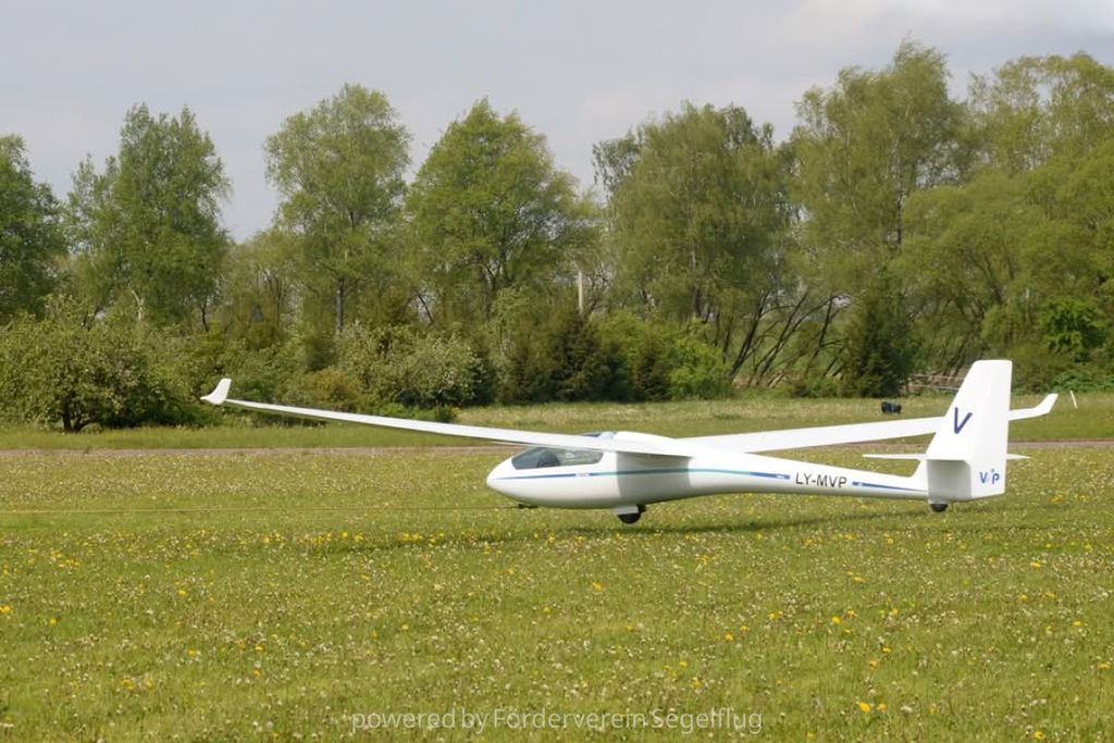 Schleicher ASW 15 WL (A), fotografía 3 de 7